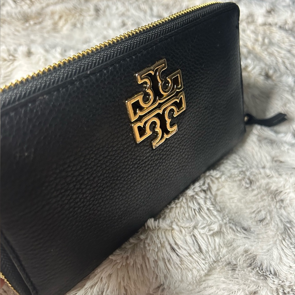 Tory Burch designer wallet